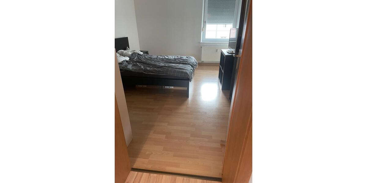 Etagenwohnung Burghausen - 2 Zimmer, 52 m&sup2;, 780&euro; | Angebot:26681366