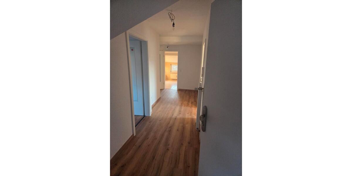Etagenwohnung Rotenburg an der Fulda - 5 Zimmer, 110 m&sup2;, 1.080&euro; | Angebot:26381193