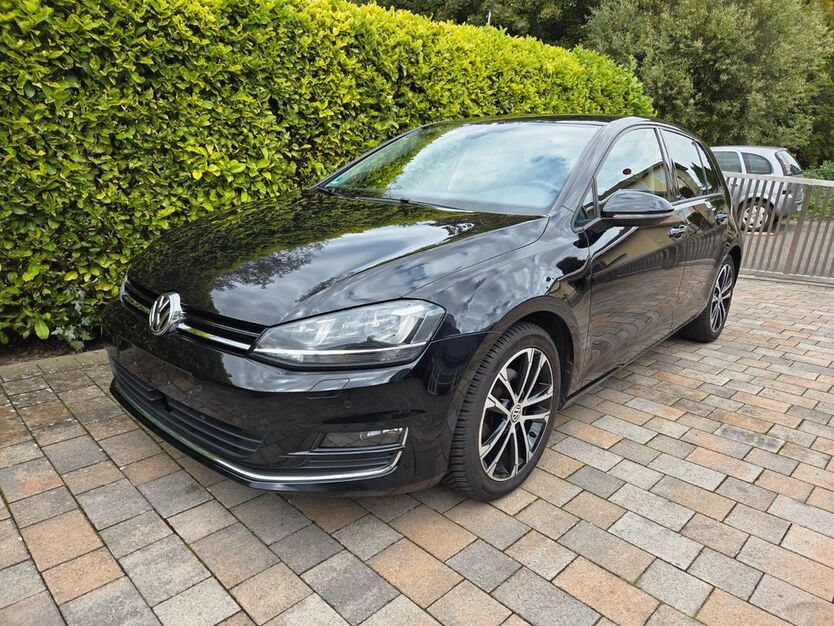 VW Golf 137.620 km 13.499 € Harxheim 55296