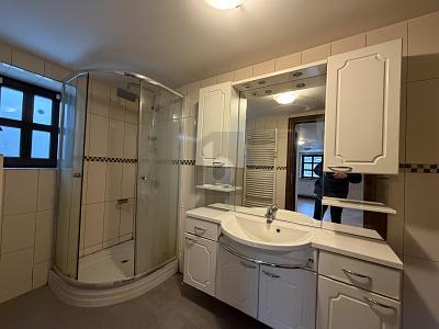 EIGENNUTZUNG, VERMIETUNG ODER RENDITEOBJEKT - Mehrfamilienhaus, Wohnhaus Spraitbach | Angebot:27019954