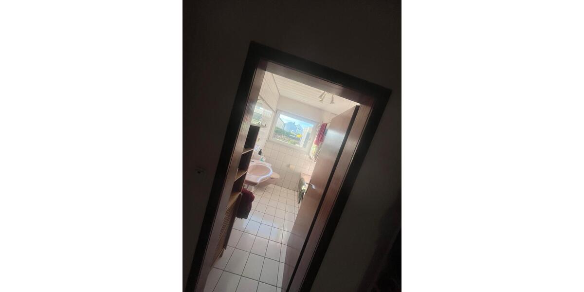 Erdgeschoßwohnung Rheinbach - 3 Zimmer, 100 m&sup2;, 1.200&euro; | Angebot:26311912