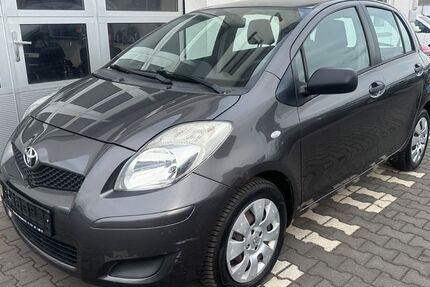 Toyota Yaris 117.000 km 4.490 &euro; Mahlow 15831