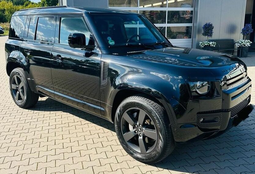 Land Rover Defender 73.000 km 67.800 € Berlin 12247