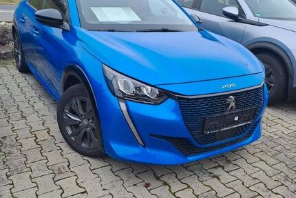 Peugeot 208 34.400 km 17.990 &euro; Theilheim 97288