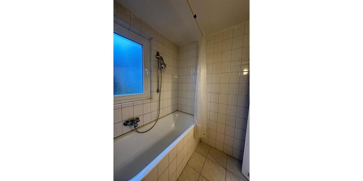 Erdgeschoßwohnung Esslingen am Neckar Oberesslingen - 3 Zimmer, 63 m&sup2;, 990&euro; | Angebot:25177953