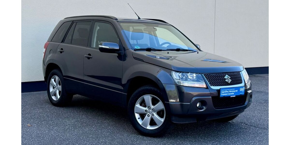 Suzuki Grand Vitara 142.863 km 9.490 &euro; Hamburg 20537