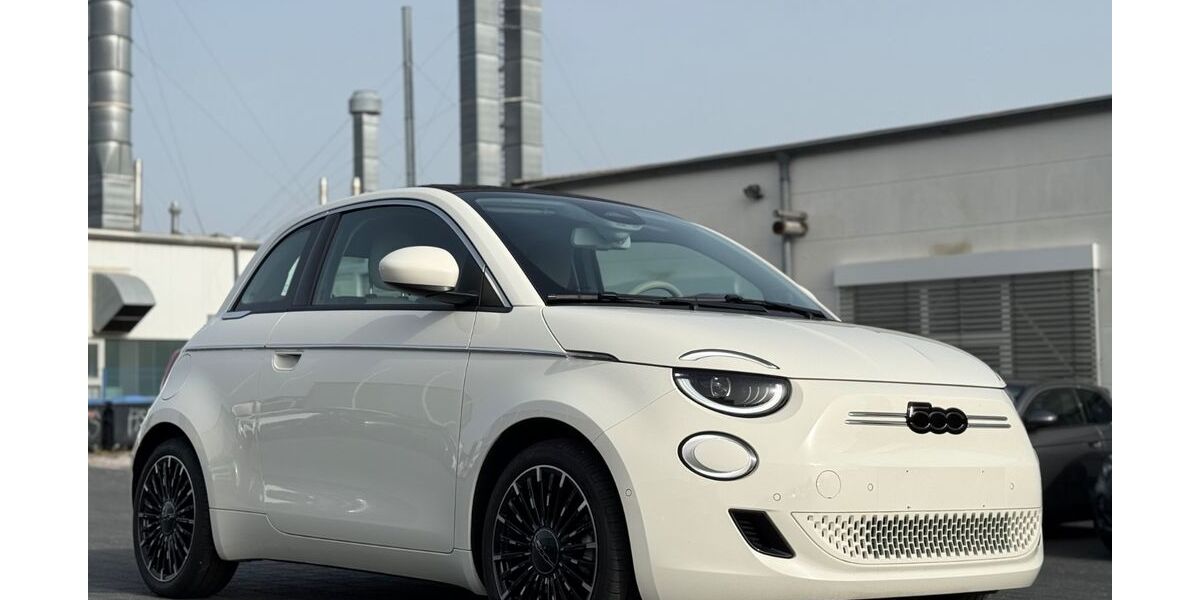 Fiat 500e 17.528 km 22.470 &euro; Alsdorf-Hoengen (bei Aachen) 52477