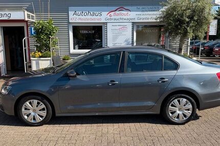 VW Jetta 136.858 km 6.450 &euro; Winsen (Luhe). 21423