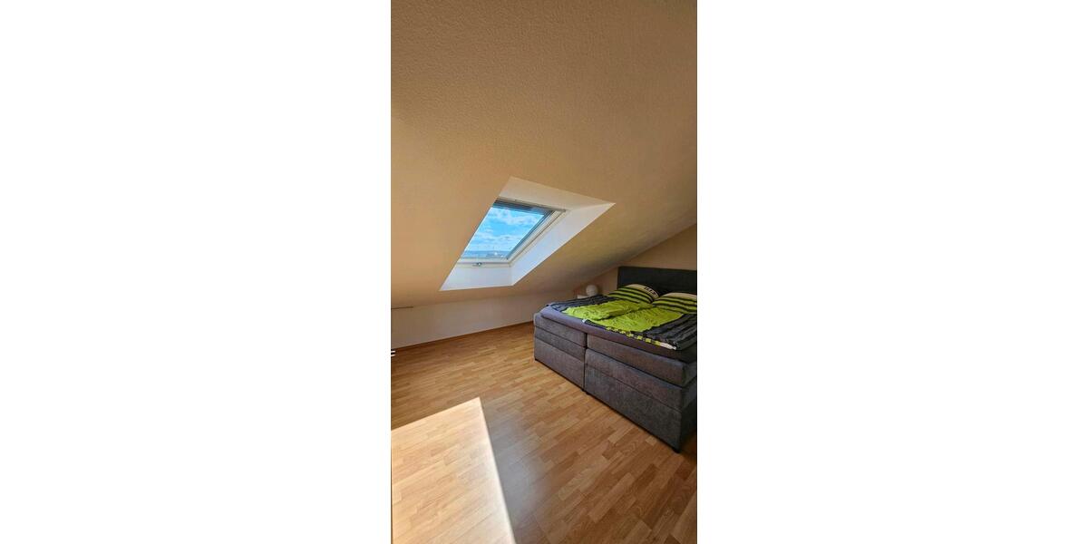 Dachgeschoßwohnung Püttlingen - 2 Zimmer, 101 m&sup2;, 800&euro; | Angebot:26412248