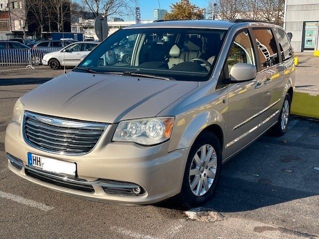 Chrysler Grand Voyager 156.000 km 15.400 &euro; Hamburg 21031