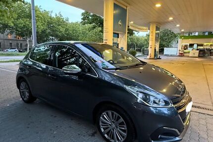 Peugeot 208 135.000 km 6.500 € München 80797