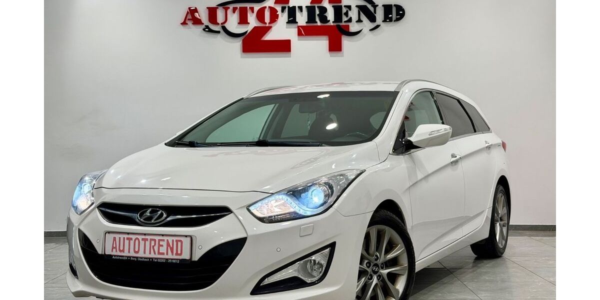 Hyundai i40 213.000 km 6.890 &euro; Bergisch Gladbach 51469