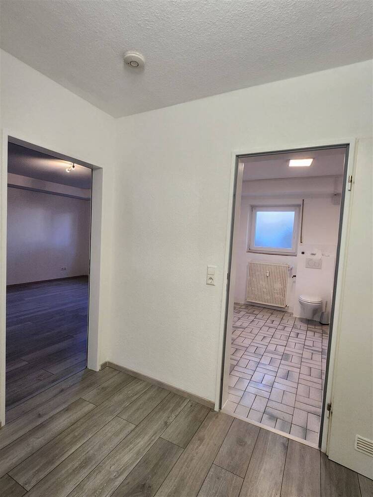 2 Zimmer Terrassenwohnung in Stadtnähe