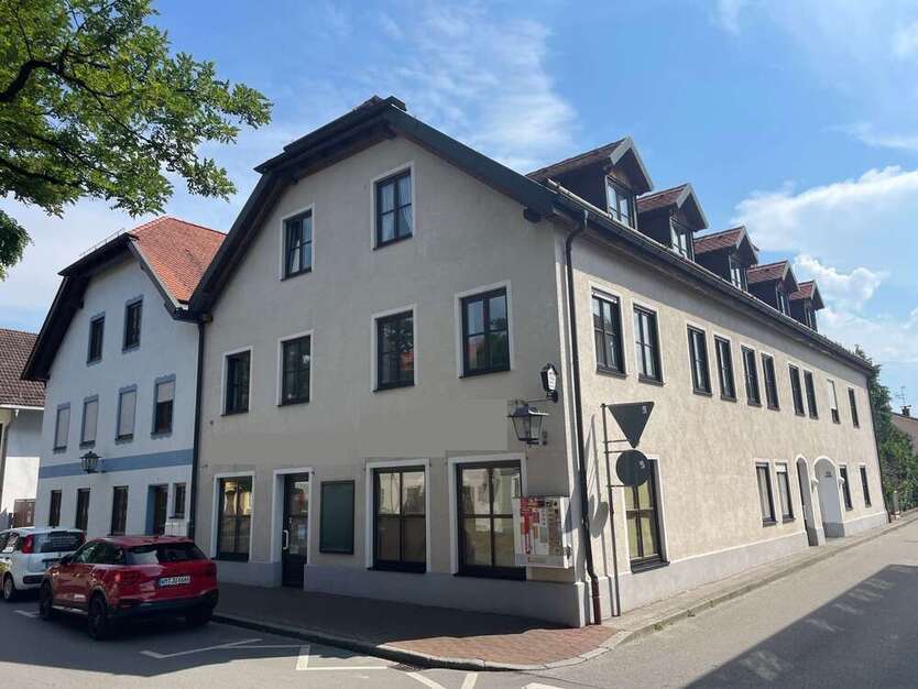 Einzelhandel in Weilheim 1.300 € 125 m²