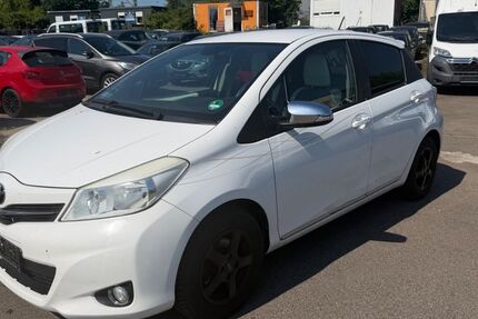 Toyota Yaris 235.000 km 4.300 &euro; Trier 54294