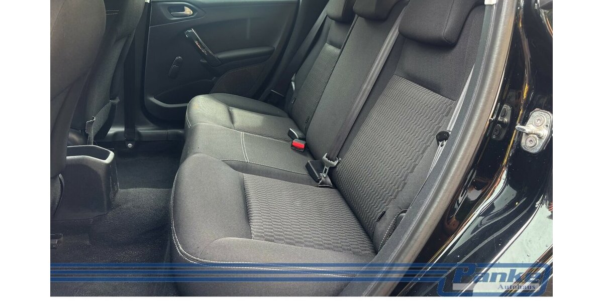 Peugeot 208 Active 1.0*5türig*PDC*Tempo*BT*Klima*USB* 148.501 km 4.490 &euro; Berlin 13187