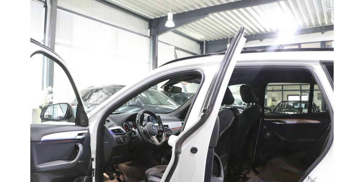 BMW X1 sDrive 18d M-SPORT SHADOW PANORAMA, LED, H/K 186.000 km 17.444 &euro; Hamm 59077