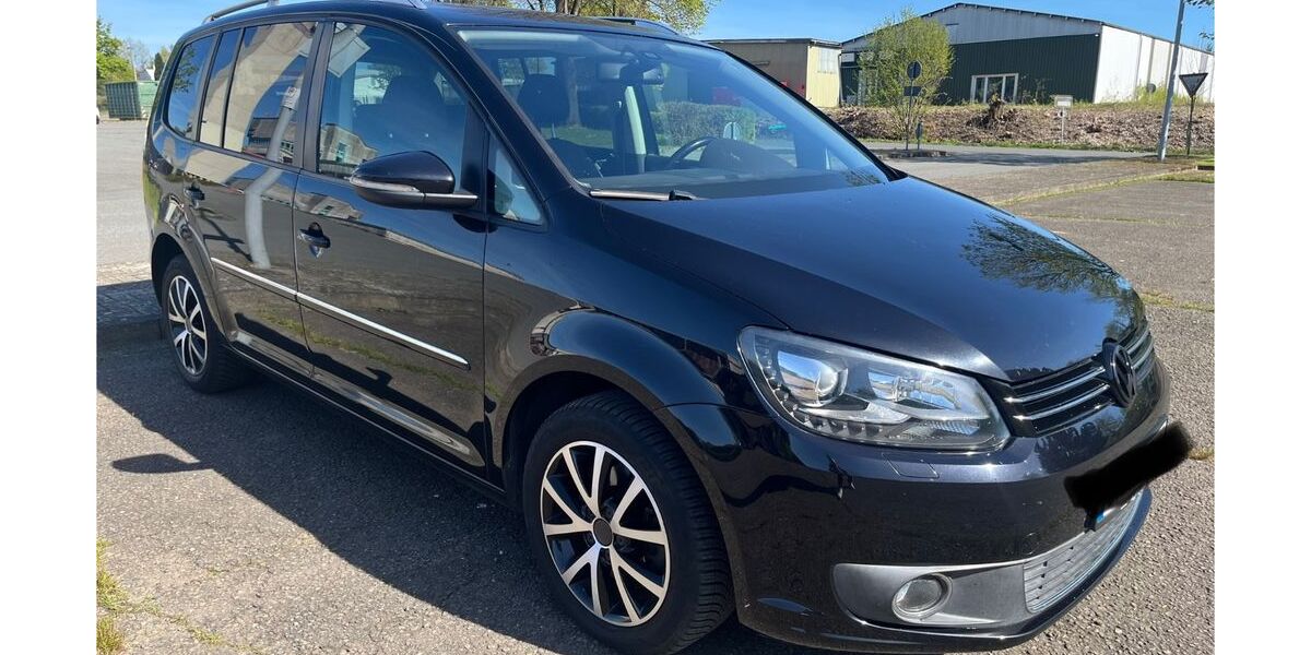 VW Touran 171.500 km 8.490 &euro; Osterode am Harz 37520