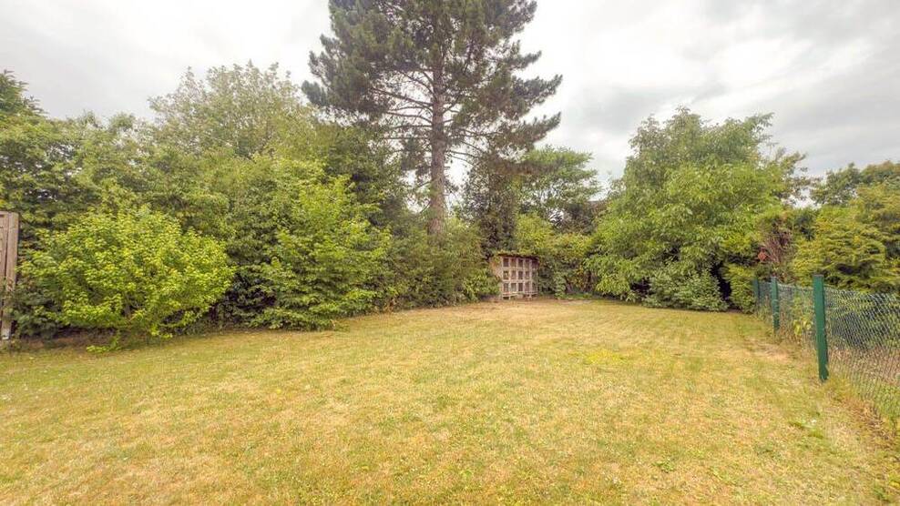 Großzügige Doppelhaushälfte mit Garten in Düsseldorf-Stockum - ideal für Familien!