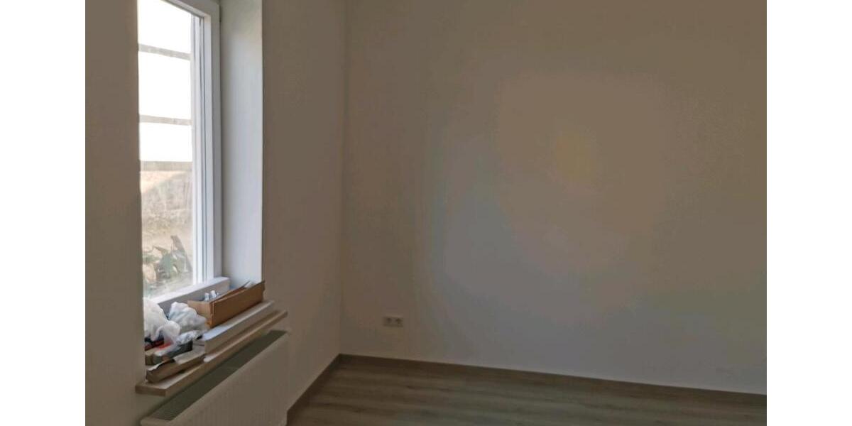 Erdgeschoßwohnung Lage - 3 Zimmer, 82 m&sup2;, 790&euro; | Angebot:26301727