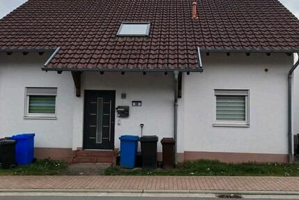 Haus Rodalben - 6 Zimmer, 232 m&sup2;, 289.000&euro; | Angebot:27286998