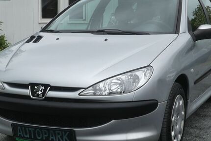 Peugeot 206 99.600 km 2.200 &euro; Dresden 01237