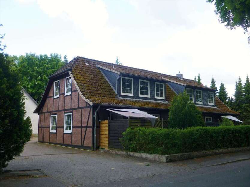 Haus zum Kaufen in Hamburg 598.000 € 216 m²