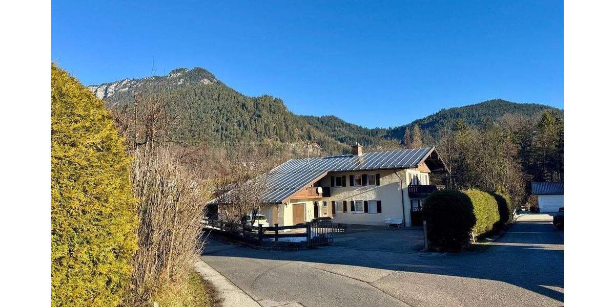 Einfamilienhaus Bischofswiesen - 8 Zimmer, 245 m&sup2;, 1.290.000&euro; | Angebot:25772353