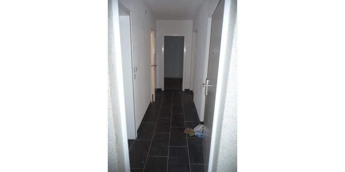 3 Zimmer Wohnung. Erdgeschoss. Renoviert. 60 m2. Ruhig, landlich 3 zimmer
