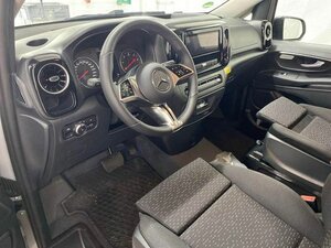 Mercedes-Benz Vito 119 Tourer PRO 4x4 lang DISTRON STANDHZ AHK 13.613 km 65.990 &euro; Sangerhausen 06526