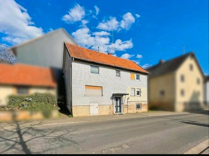 Einfamilienhaus Alsfeld - 5 Zimmer, 100 m&sup2;, 60.000&euro; | Angebot:27133644