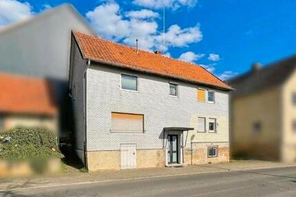 Haus Alsfeld - 5 Zimmer, 100 m&sup2;, 60.000&euro; | Angebot:27133644