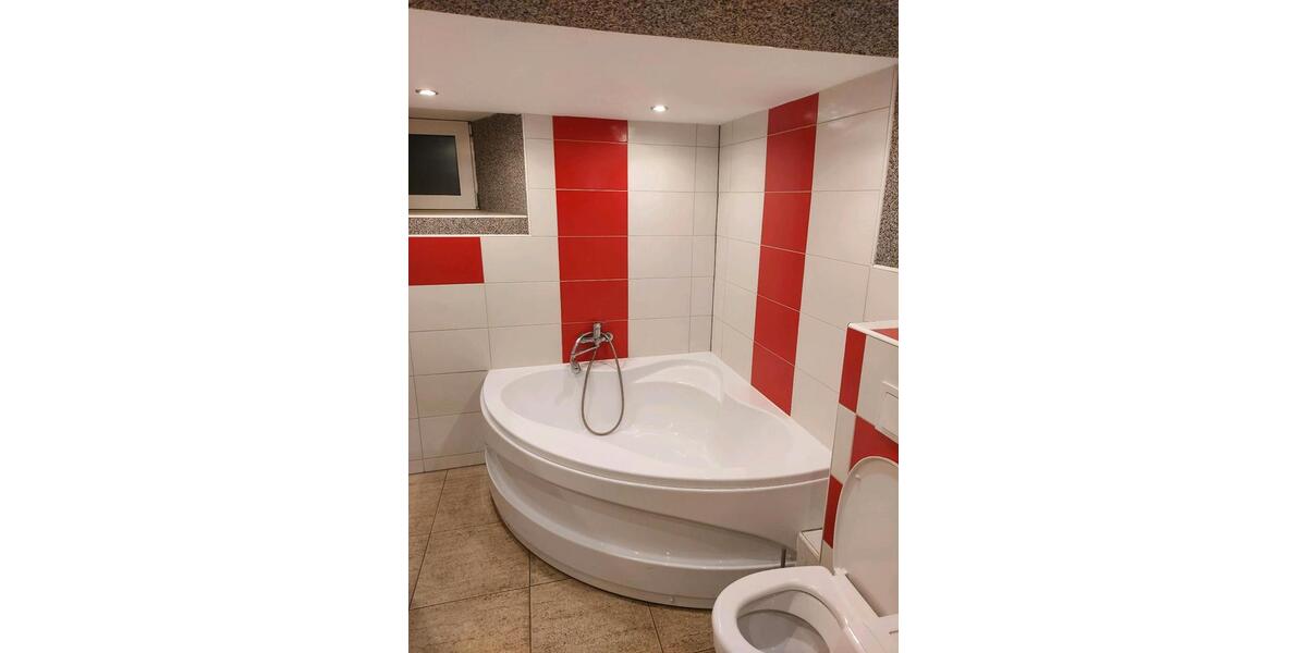 Mehrfamilienhaus, Wohnhaus Ahorn - 8 Zimmer, 110 m&sup2;, 260.000&euro; | Angebot:26182759