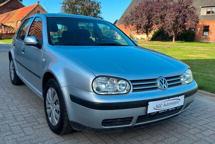 VW Golf 95.000 km 2.890 &euro; Syke 28857