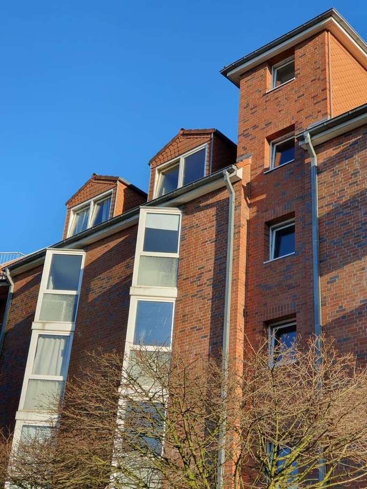 Wohnung zum Mieten in Düsseldorf 385 € 27.13 m²