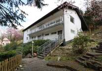 Haus zum Kaufen in Remagen 698.000 € 325 m²