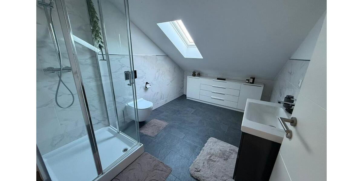 Etagenwohnung Traunreut Irsing - 6 Zimmer, 150 m&sup2;, 450.000&euro; | Angebot:26552015