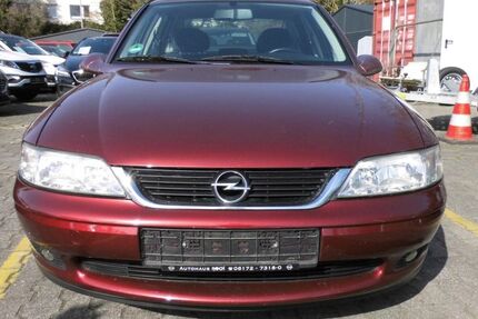 Opel Vectra 154.700 km 830 &euro; Mainz-Kastel 55252