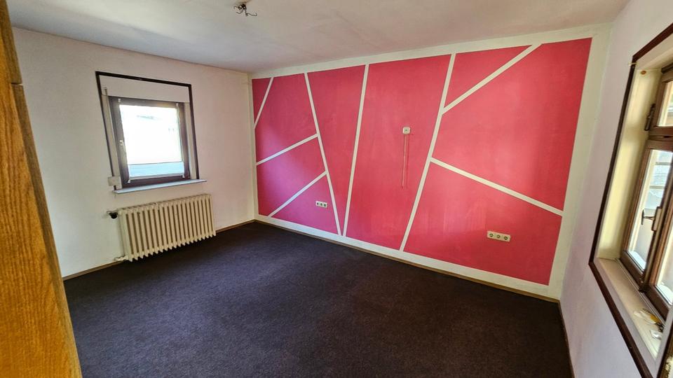 Einfamilienhaus Hösbach - 9 Zimmer, 162 m&sup2;, 360.000&euro; | Angebot:26879364