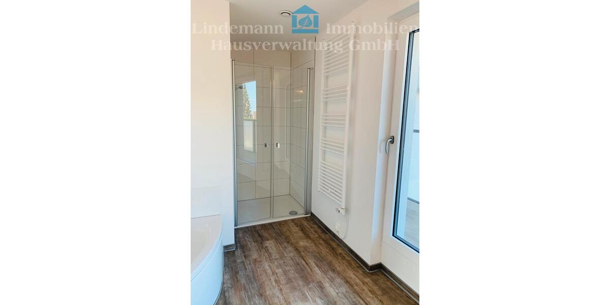 Einfamilienhaus Buxtehude - 3 Zimmer, 123 m&sup2;, 1.350&euro; | Angebot:24523317