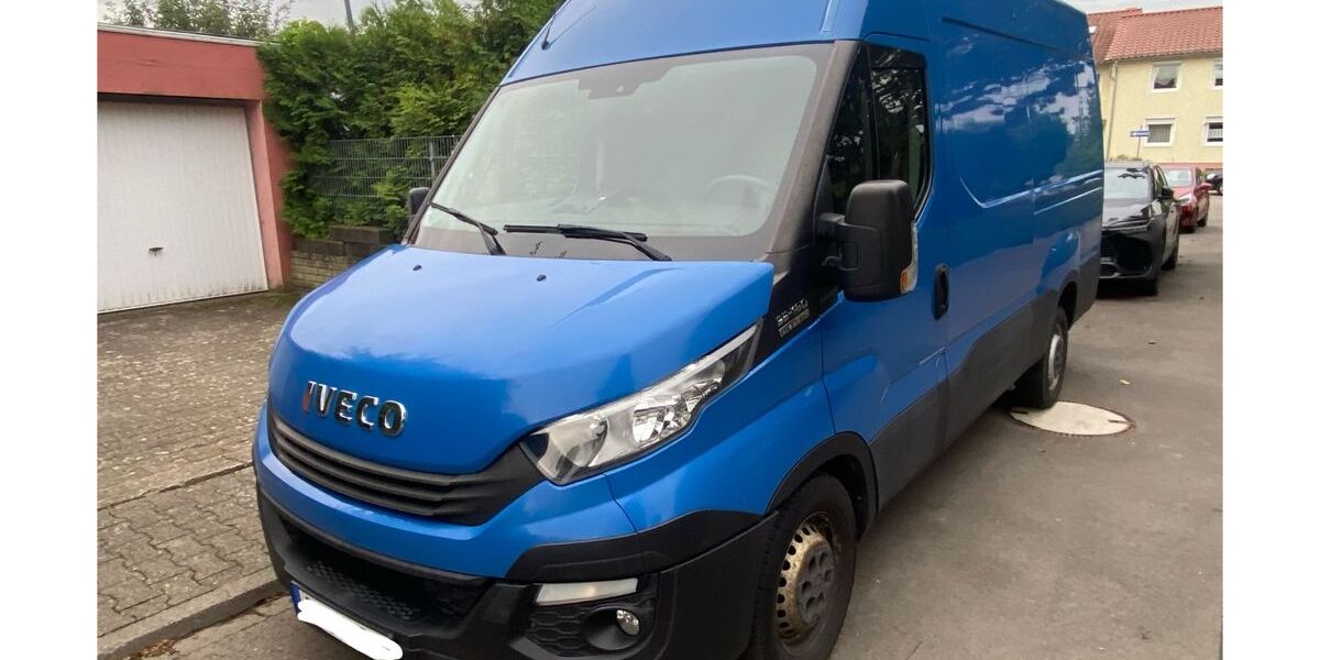 IVECO Andere 267.000 km 10.950 &euro; Osthofen 67574