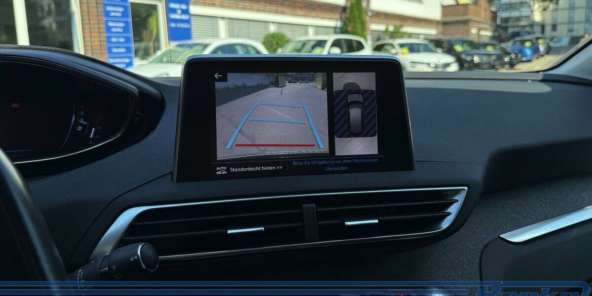 Peugeot 3008 Allure PT 130 EAT6*Pano*TotW*CAM*Carplay*1H 37.693 km 17.990 &euro; Berlin 13187