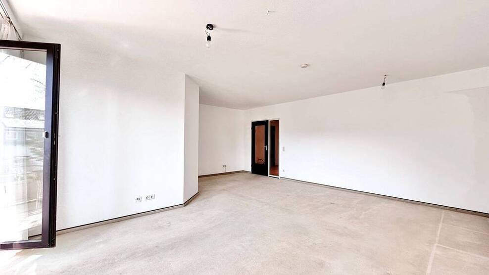 15 Min. in die Innenstadt, 280 € HG! TraumWohnung auf 81 m2, 3 Z., Süd-Balkon + XL-Garage uvm.