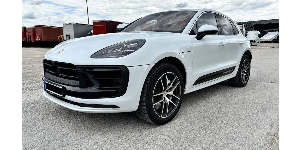 Porsche Macan 122.477 km 65.450 &euro; Radeburg 01471
