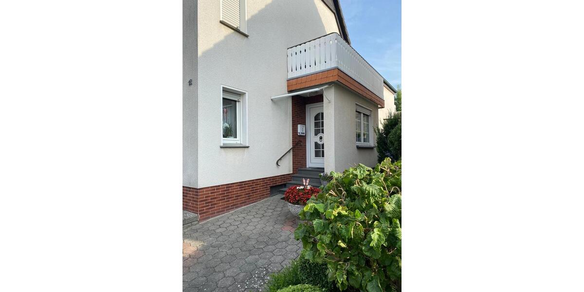 Einfamilienhaus Ense - 8 Zimmer, 208 m&sup2;, 285.000&euro; | Angebot:26578916