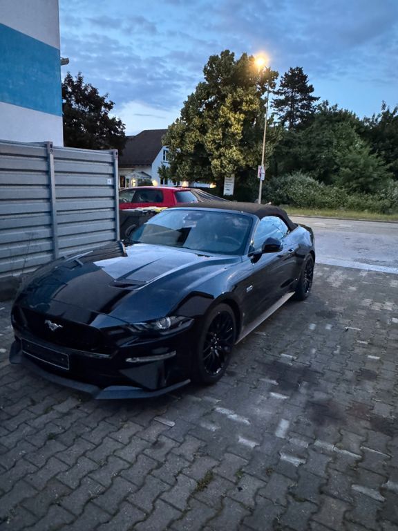 Ford Mustang 23.300 km 59.800 € Menden 58706