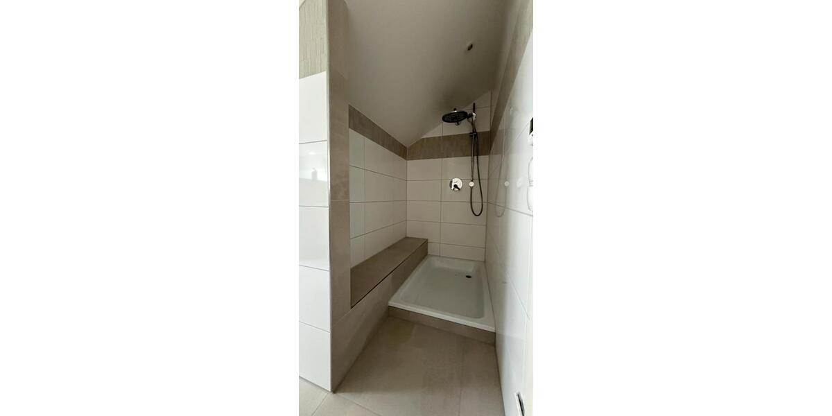 Dachgeschoßwohnung Ebermannstadt - 3 Zimmer, 104 m&sup2;, 1.100&euro; | Angebot:26636181
