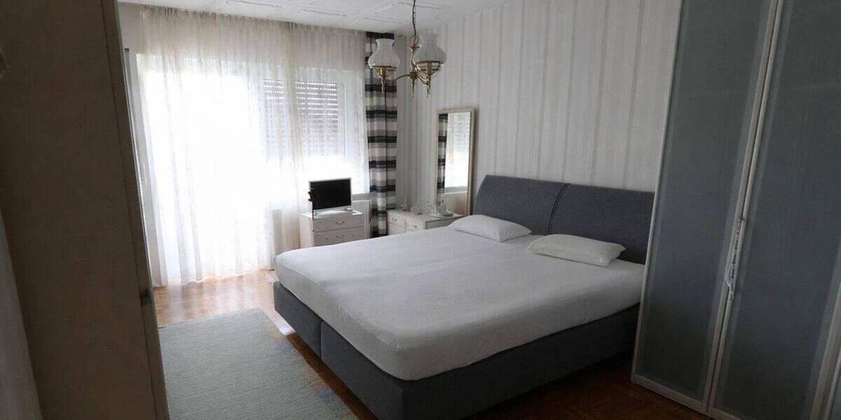 Einfamilienhaus Burglengenfeld - 5 Zimmer, 160 m&sup2;, 495.000&euro; | Angebot:26028266