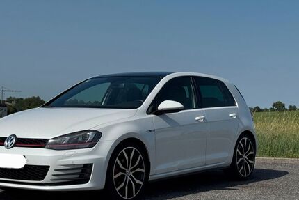 VW Golf 110.000 km 17.400 &euro; Ilshofen 74532