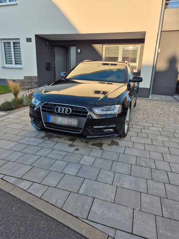 Audi A4 135.300 km 13.400 € Adelsdorf 91325